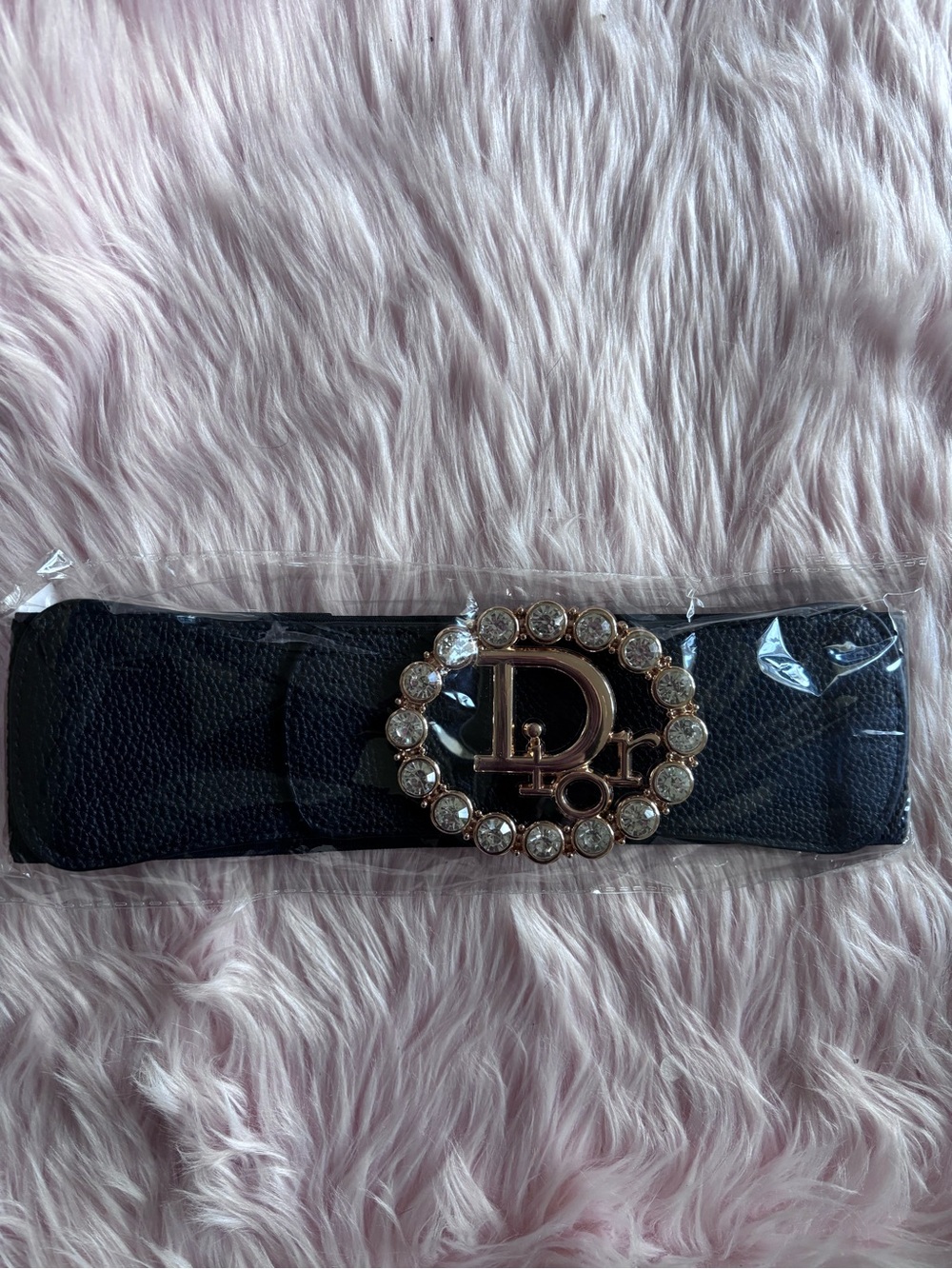 Source Unknown Black Elastic Belt with Crystal-Studded Gold-Tone Buckle